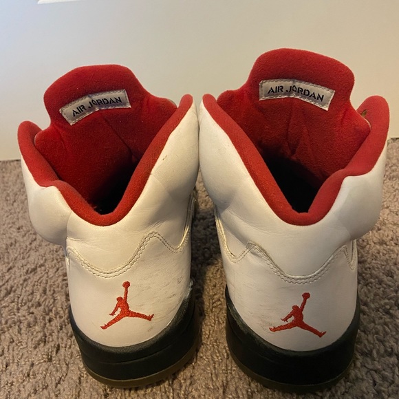 Jordan Retro 5 “Fire Red” 2013 - Picture 4 of 5
